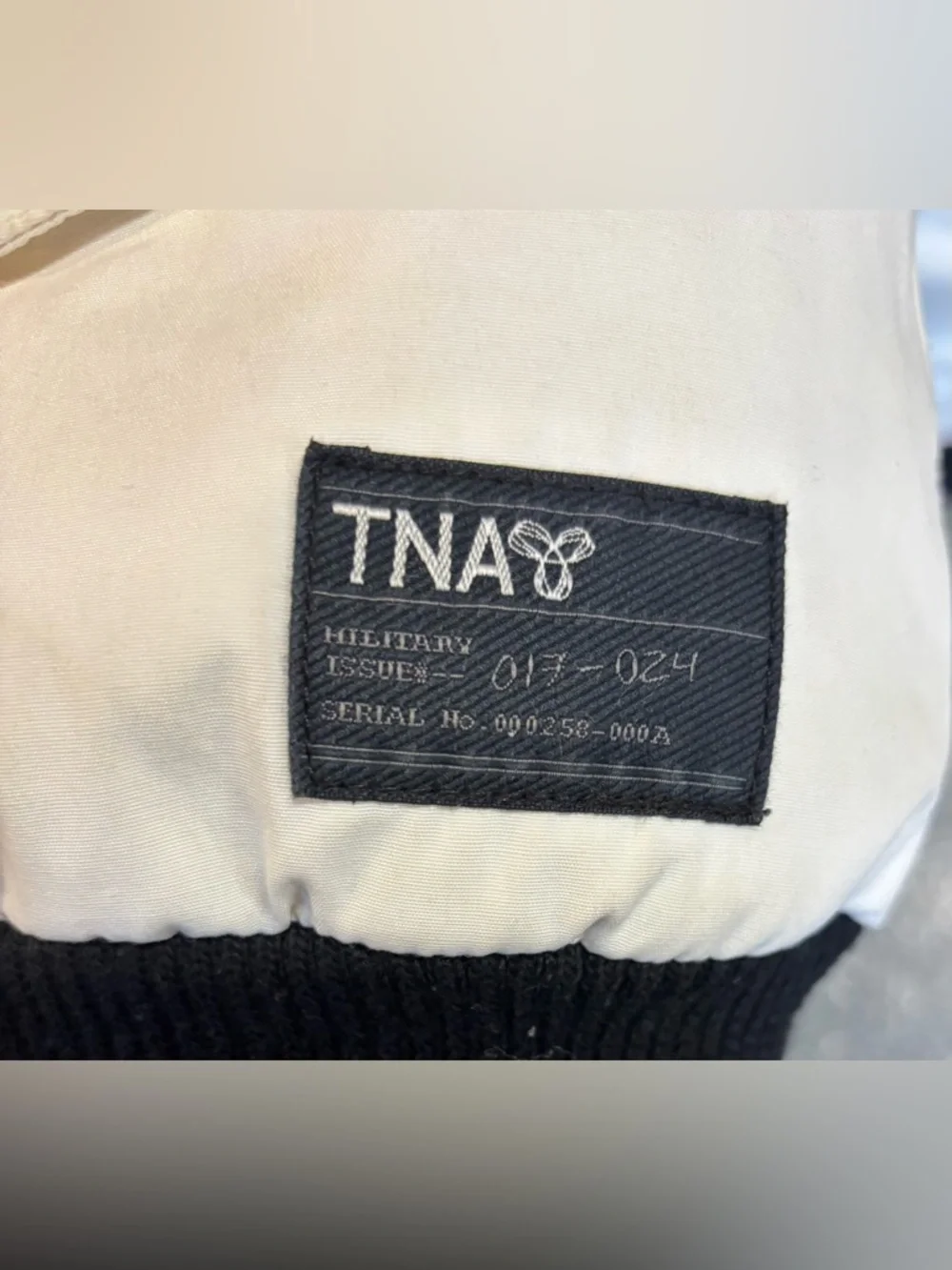 TNA Ronne Parka - Picture 6 of 6
